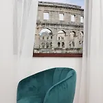 Scalierova 9 Lägenhet Pula