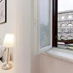 Scalierova 9 * Pula