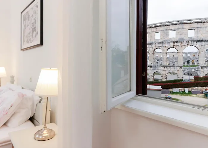 Scalierova 9 * Pula