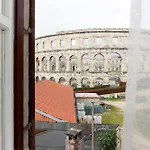 Scalierova 9 Pula
