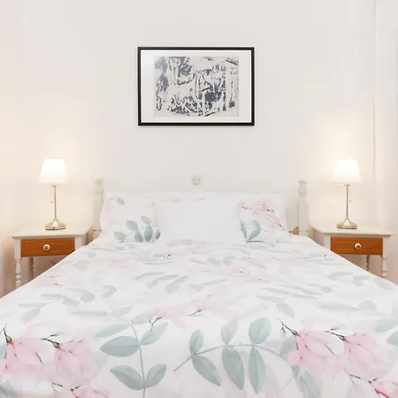 Apartment Scalierova 9 *