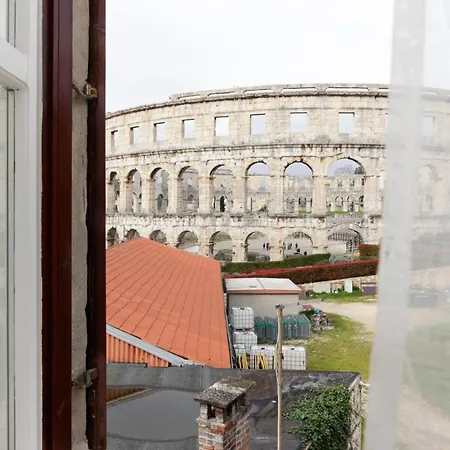 Scalierova 9 Pula