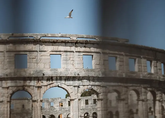 Scalierova 9 * Pula