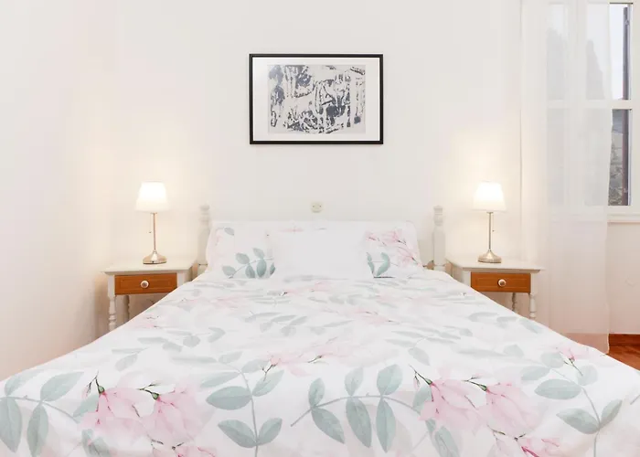 Apartment Scalierova 9 *