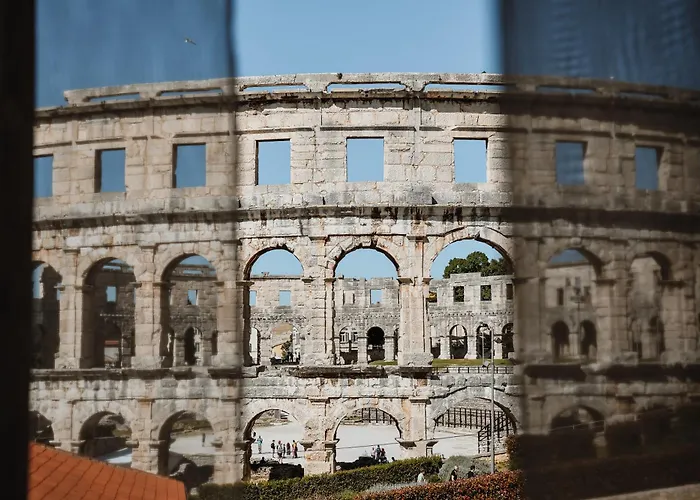 Apartment Scalierova 9 *